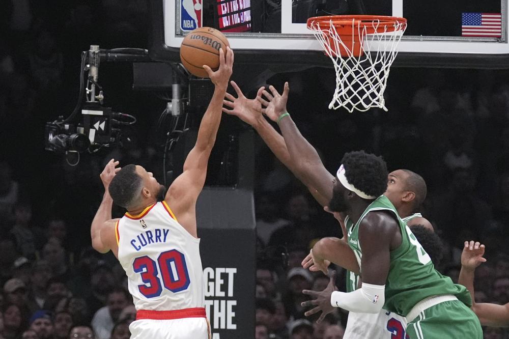 中国足球的 中国足球的