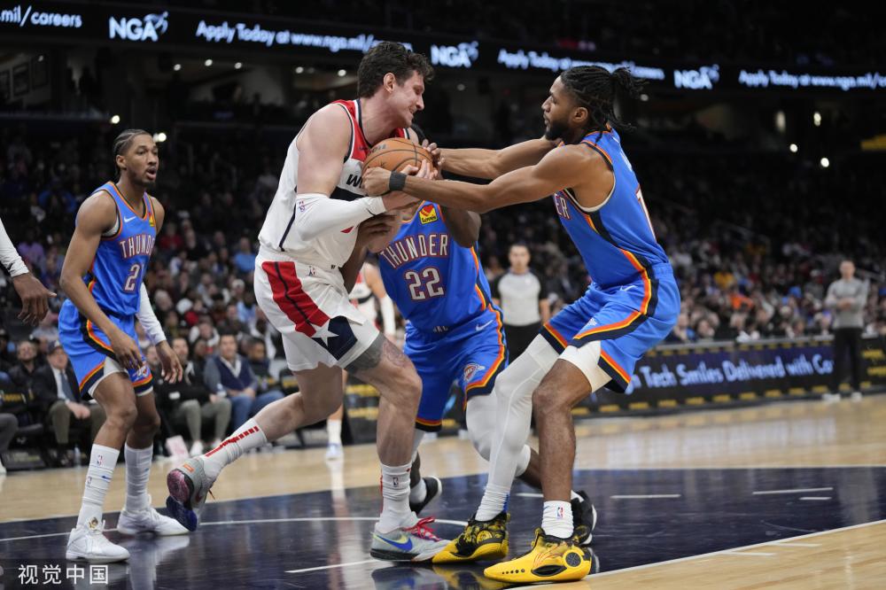 力和球员背 力和球员背