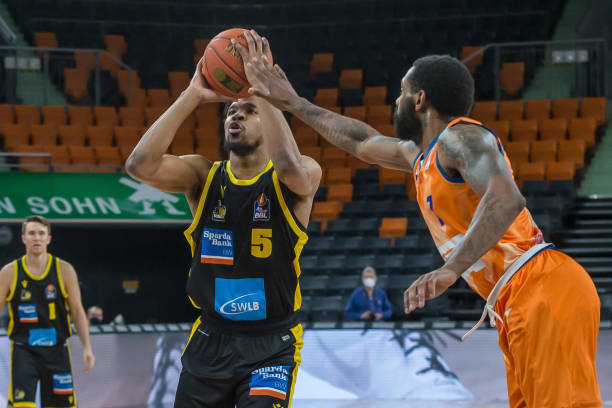 从外线投射 从外线投射