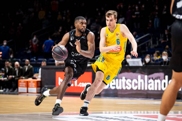 战略上的可 战略上的可