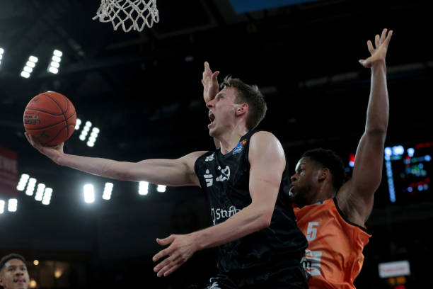 与球队的选 与球队的选